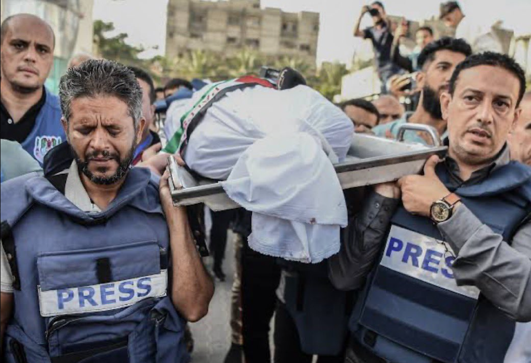 Puluhan Warga Palestina Tewas Akibat Serangan Israel di Gaza